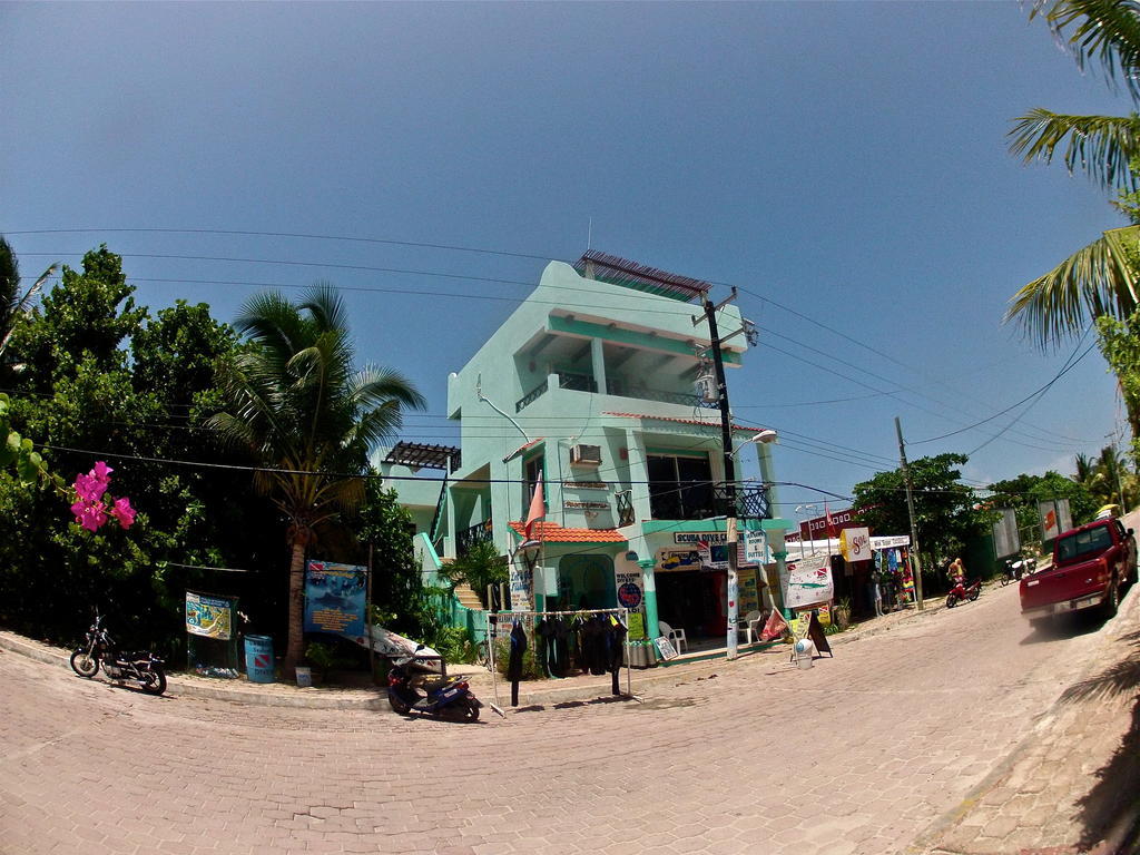 Sea Hawk Suites Isla Mujeres Extérieur photo